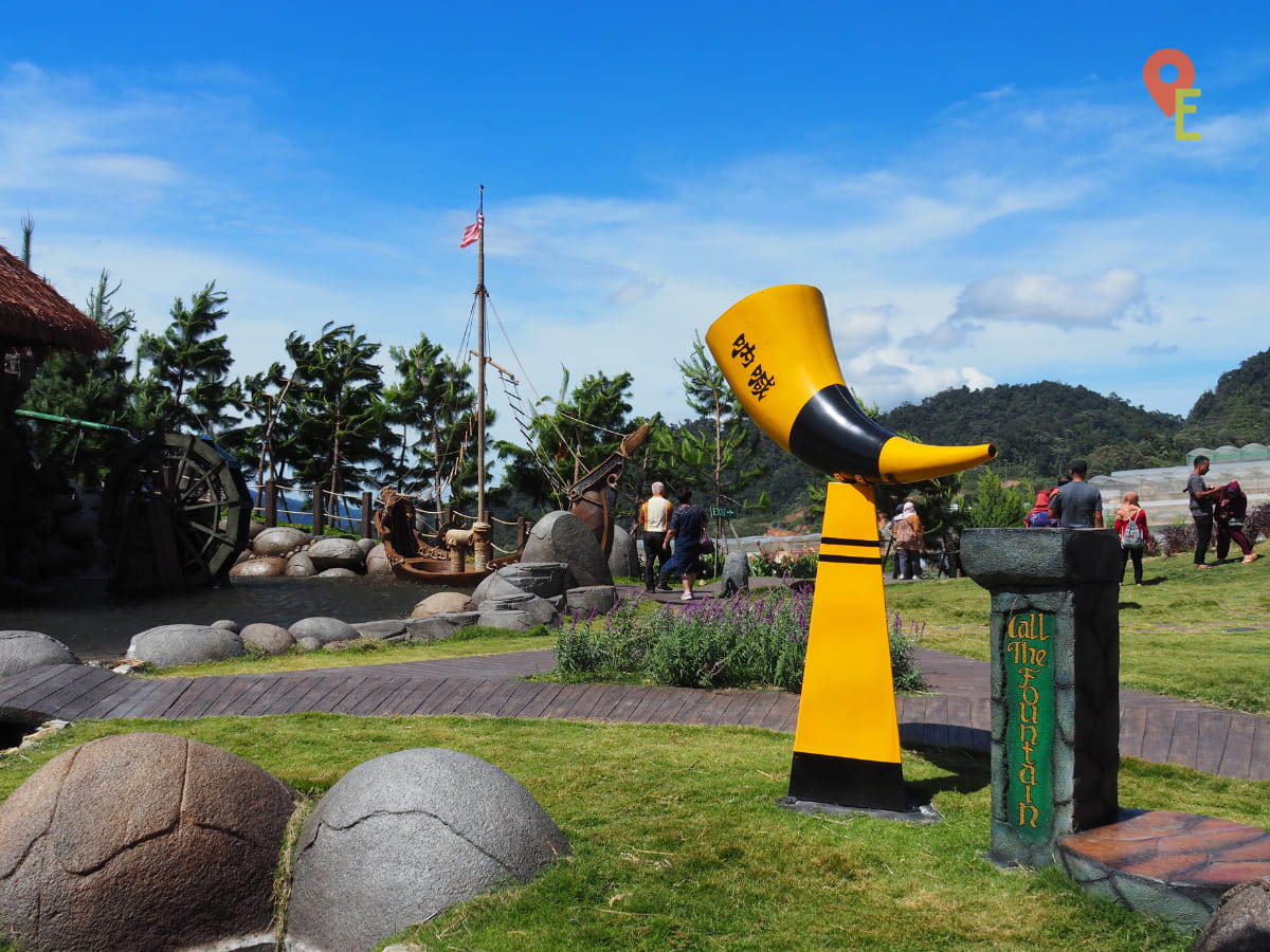 A Random Horn And Viking Style Boat At Hobbitoon Village