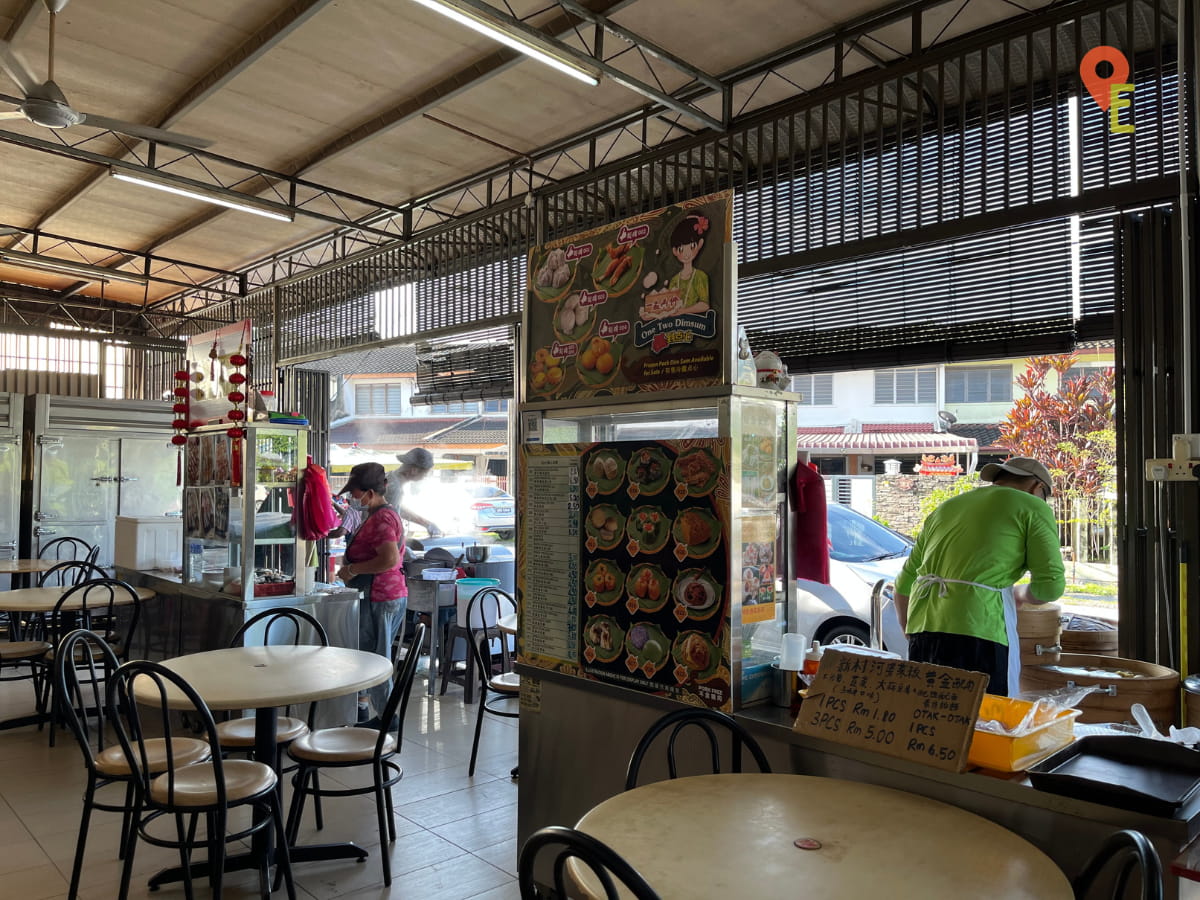 Dim Sum And Chee Cheong Fun Stalls At Moon De Moon Restaurant