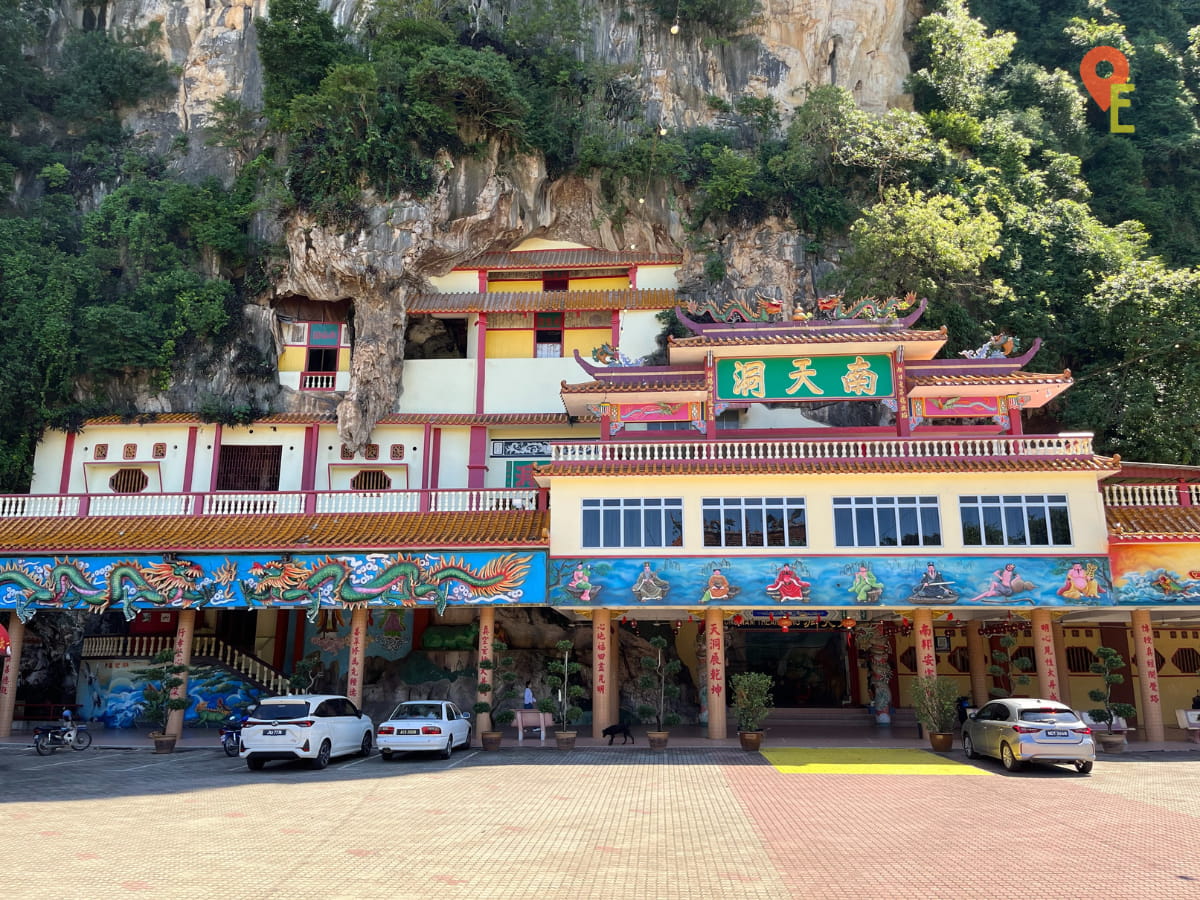 Front Of Nam Thean Tong Temple