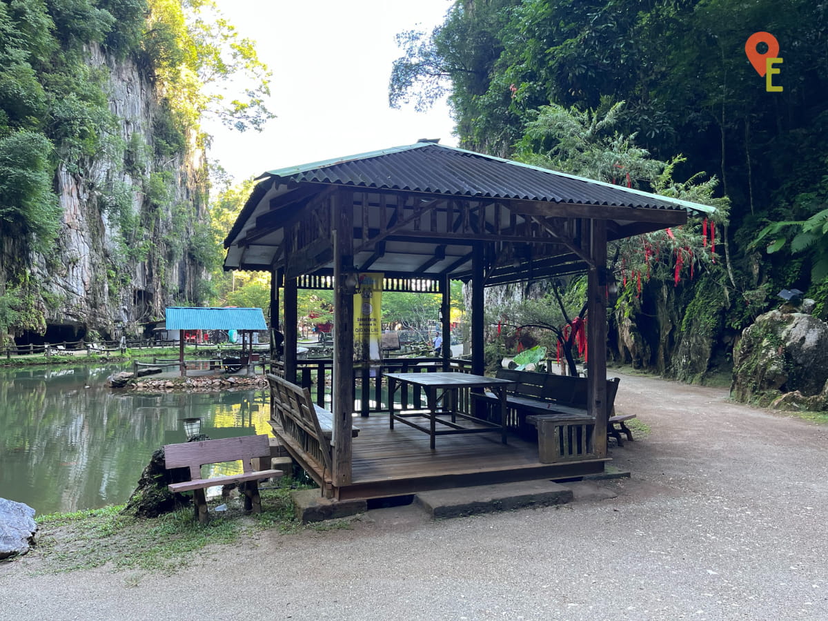 Gazebo Along The Lake At Qing Xin Ling Leisure & Cultural Village