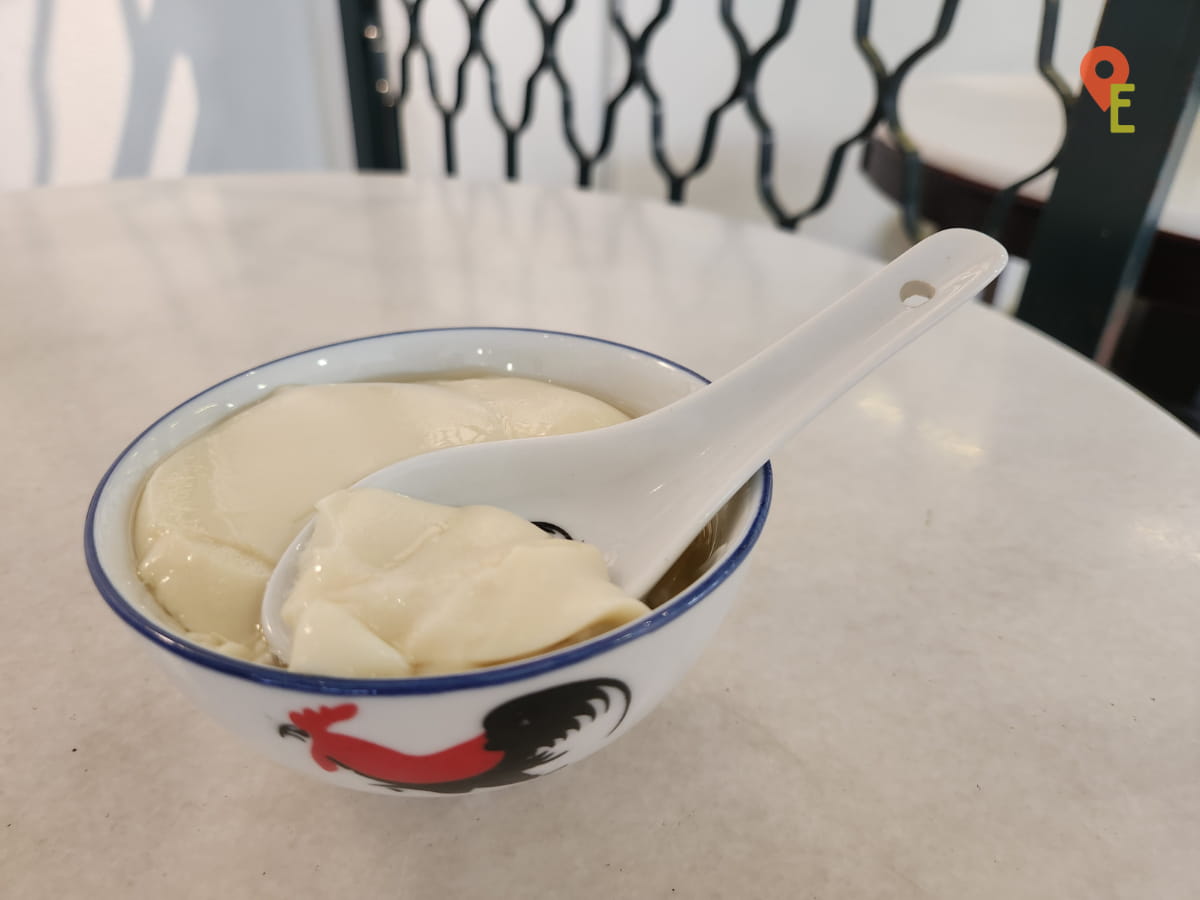 Tau Foo Fah With Ginger Syrup At Ding Feng