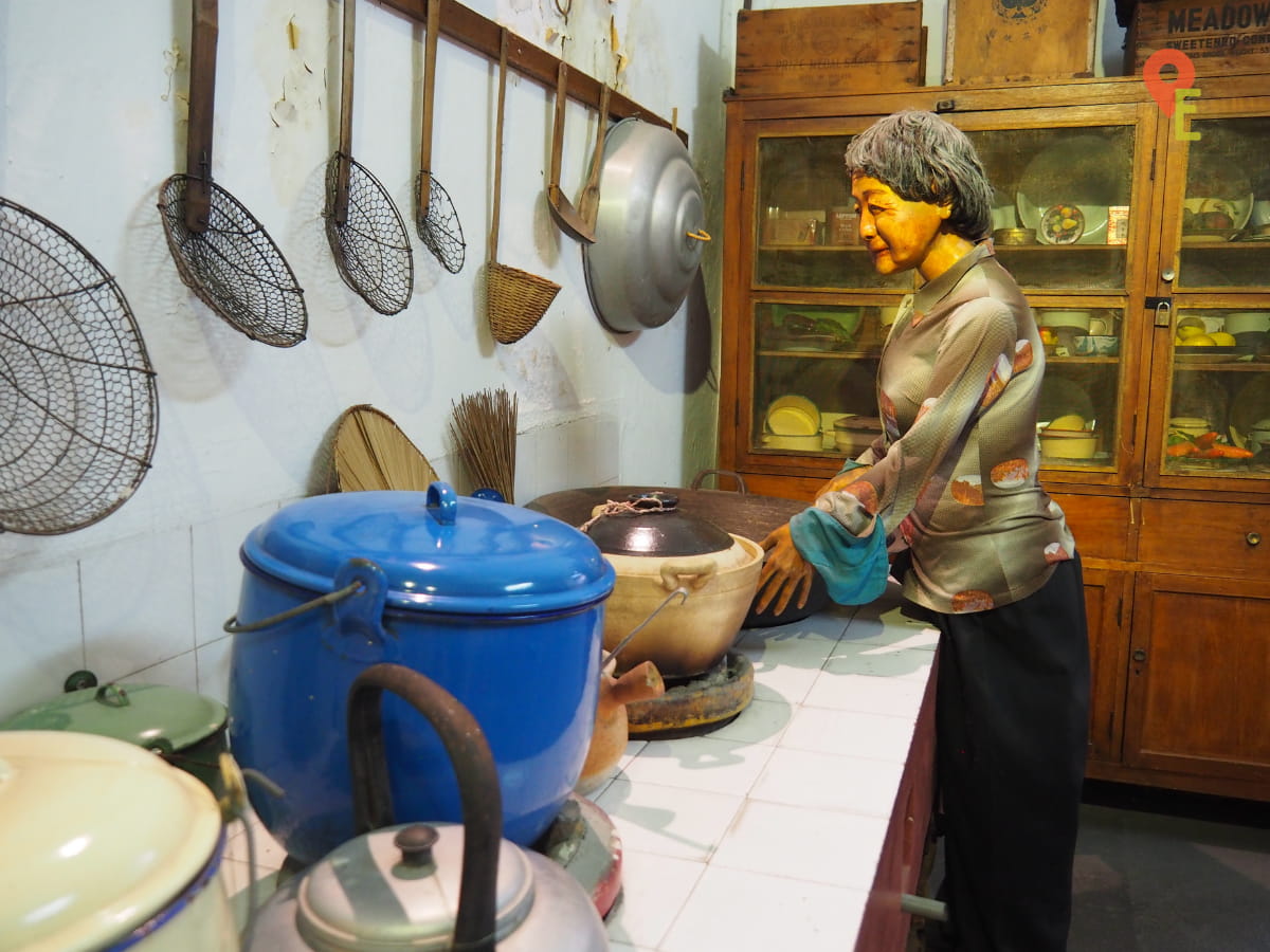 Traditional Kitchen Exhibit At Han Chin Pet Soo Museum